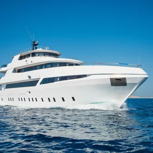 Yacht -2